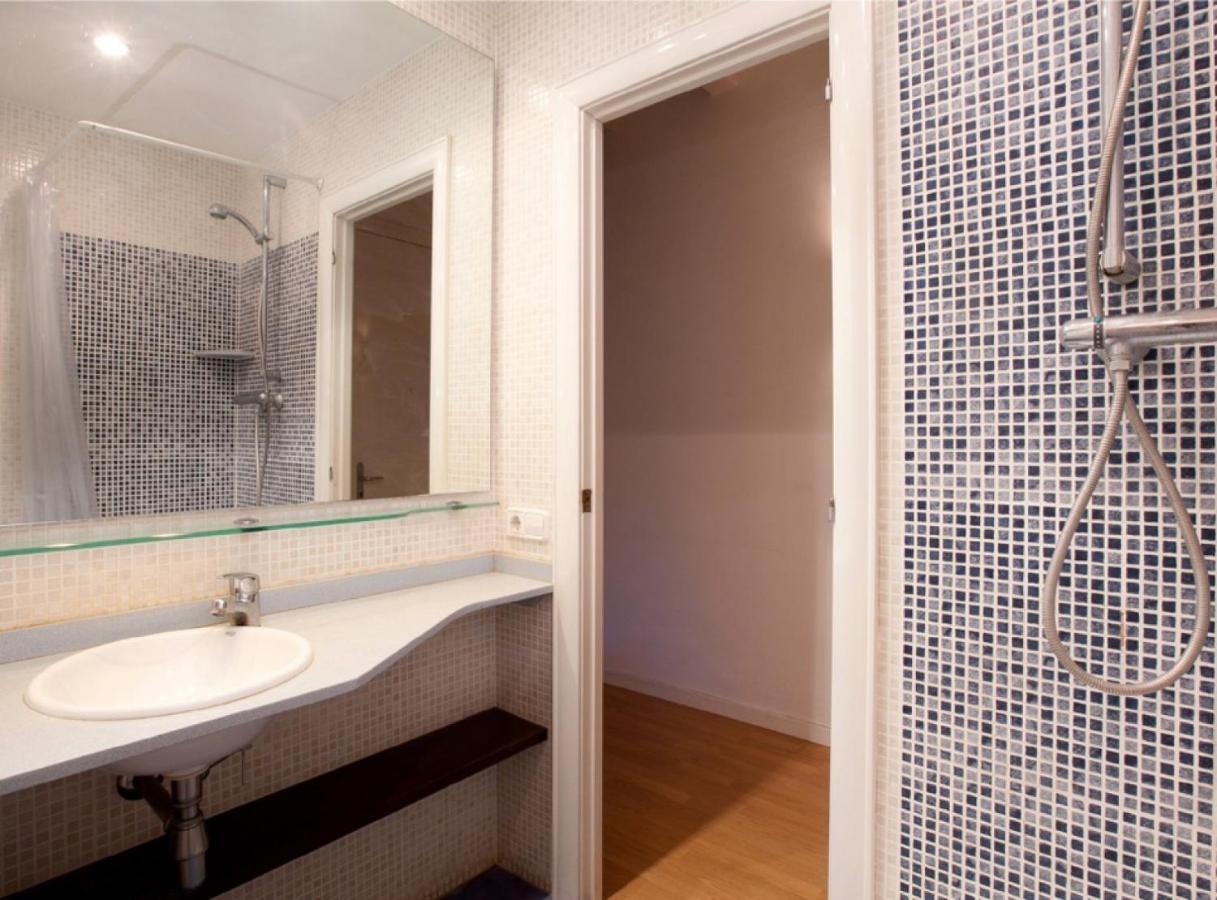 Authentic Flat2 In Poble Sec - Paralelo Barcelona Eksteriør bilde